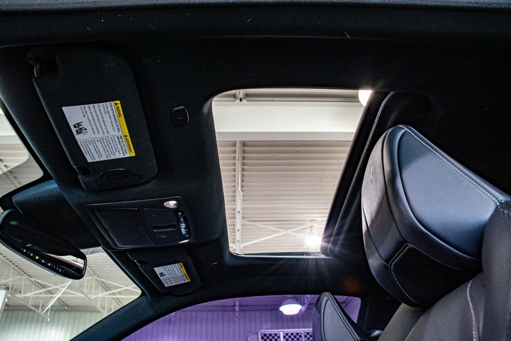 2019 Infiniti Q60 Pure Excellente Condition in Montréal, Quebec - 2 - w1024h768px