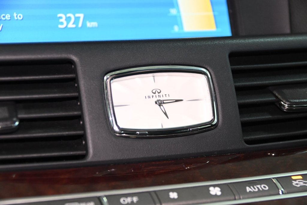 2016 Infiniti Q70 3.7 PREMIUM BOSE NAVI CAMERA TOIT PANORAMIQUE CUIR in Montréal, Quebec - 27 - w1024h768px