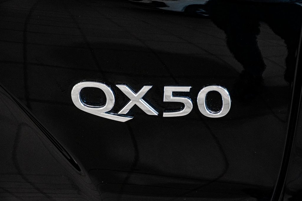 2022 Infiniti QX50 LUXE I-LINE KEYLESS CUIR TOIT CAMERA CARPLAY in Montréal, Quebec - 17 - w1024h768px