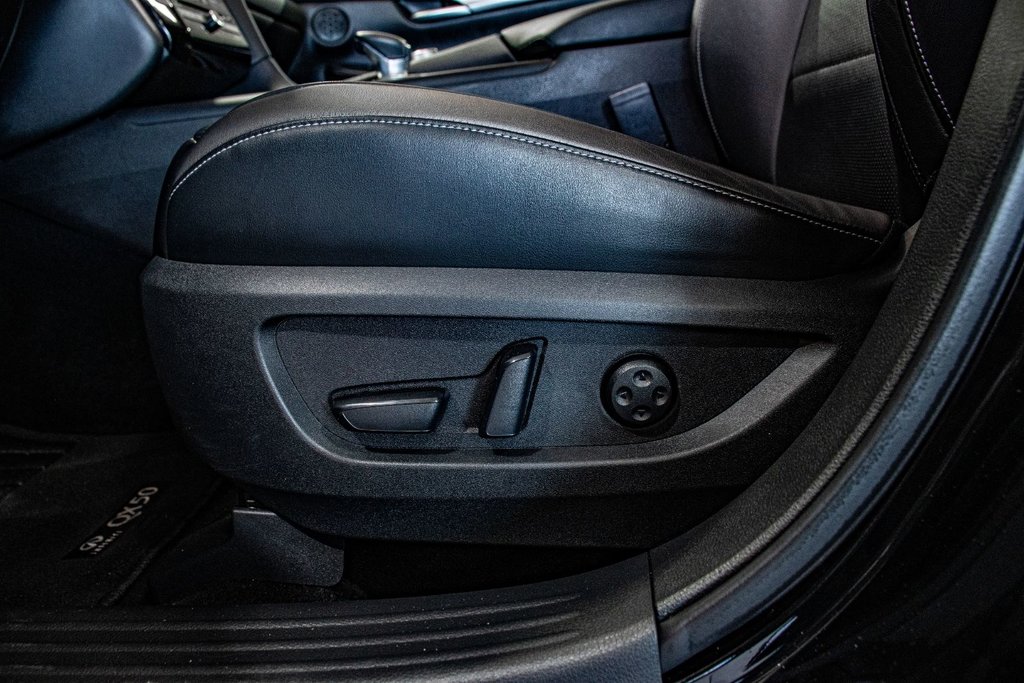 2022 Infiniti QX50 LUXE I-LINE KEYLESS CUIR TOIT CAMERA CARPLAY in Montréal, Quebec - 28 - w1024h768px
