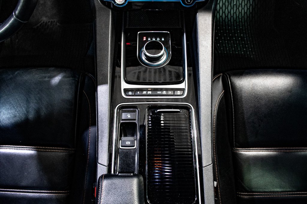 Jaguar F-PACE PRESTIGE 20D DIESEL AWD TOIT OUVRANT NAV CUIR CAM 2018 à Montréal, Québec - 33 - w1024h768px