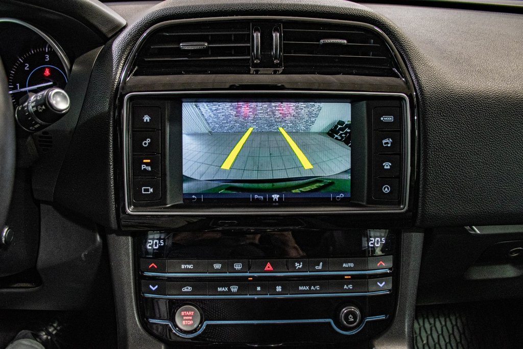 Jaguar F-PACE PRESTIGE 20D DIESEL AWD TOIT OUVRANT NAV CUIR CAM 2018 à Montréal, Québec - 30 - w1024h768px