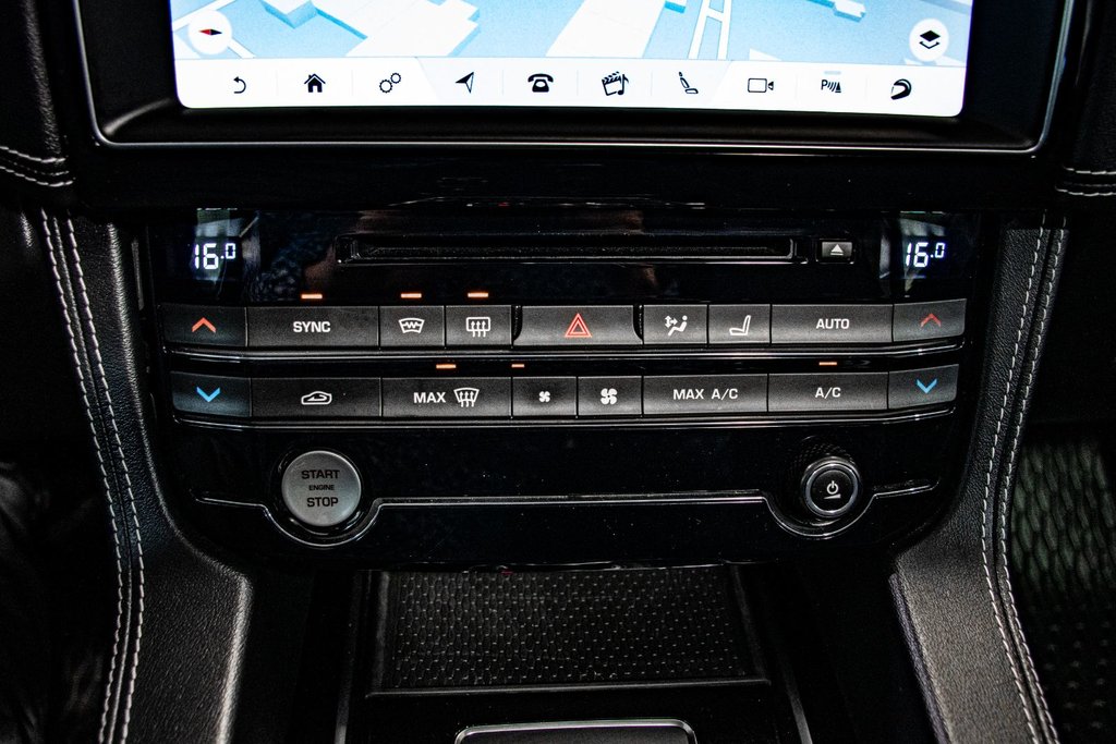 Jaguar F-PACE R-SPORT V6 NAVIGATION TOIT PANORAMIQUE MAGS 22'' 2019 à Montréal, Québec - 25 - w1024h768px