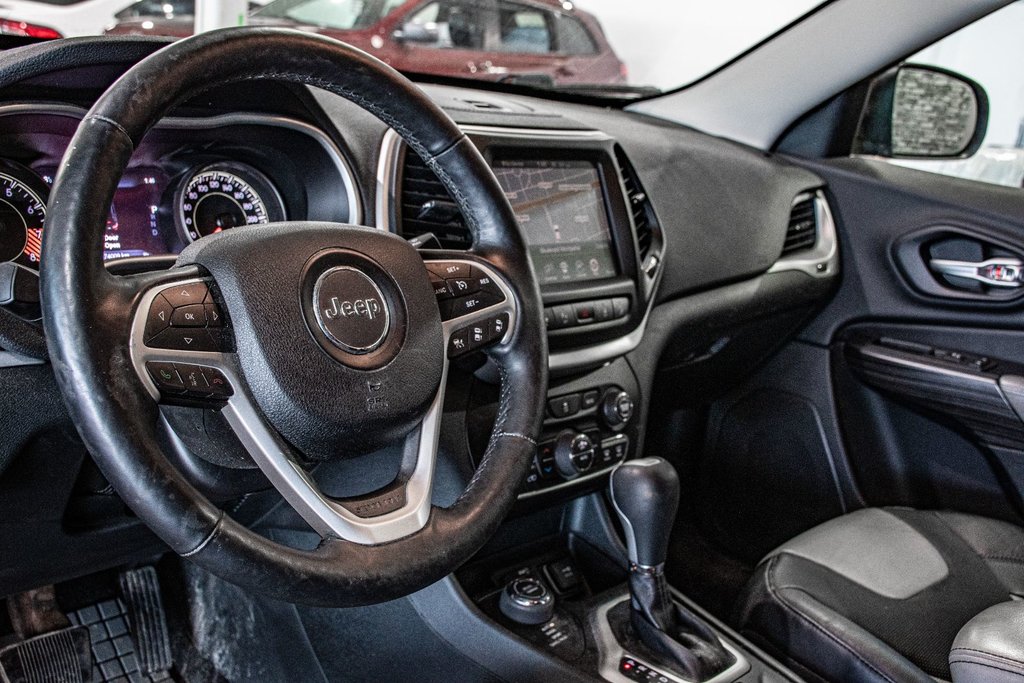 2014 Jeep Cherokee LIMITED 4X4 V6 CUIR SIÈGES CHAUFFANTS CAMERA in Montréal, Quebec - 3 - w1024h768px