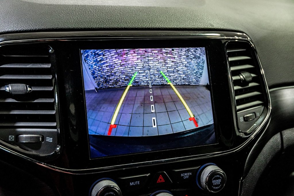 Jeep Grand Cherokee UPLAND V6 3.6L 4X4 SIÈGES VOLANT CHAUFFANT CAMERA 2019 à Montréal, Québec - 22 - w1024h768px