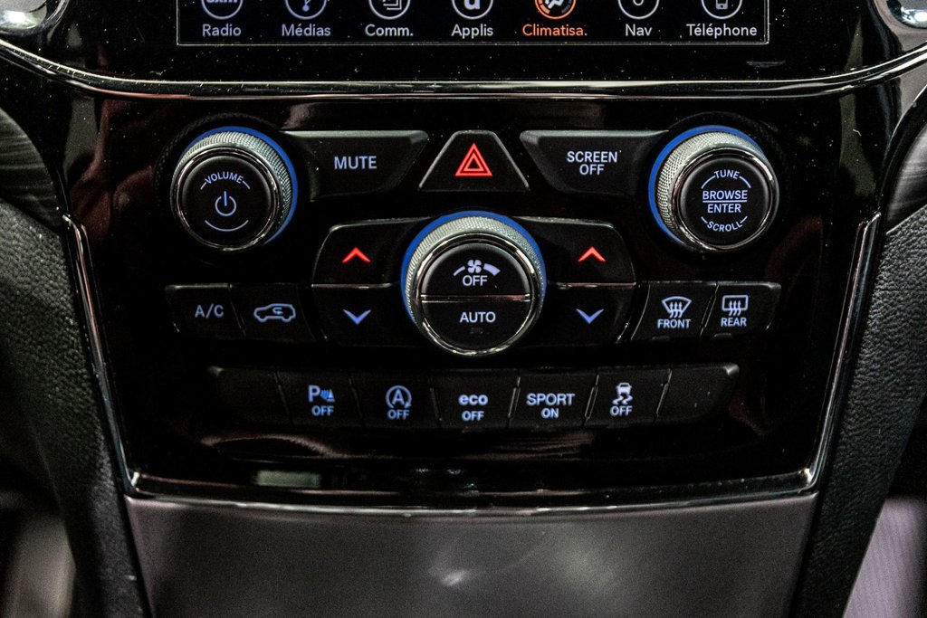 Jeep Grand Cherokee UPLAND V6 3.6L 4X4 SIÈGES VOLANT CHAUFFANT CAMERA 2019 à Montréal, Québec - 26 - w1024h768px
