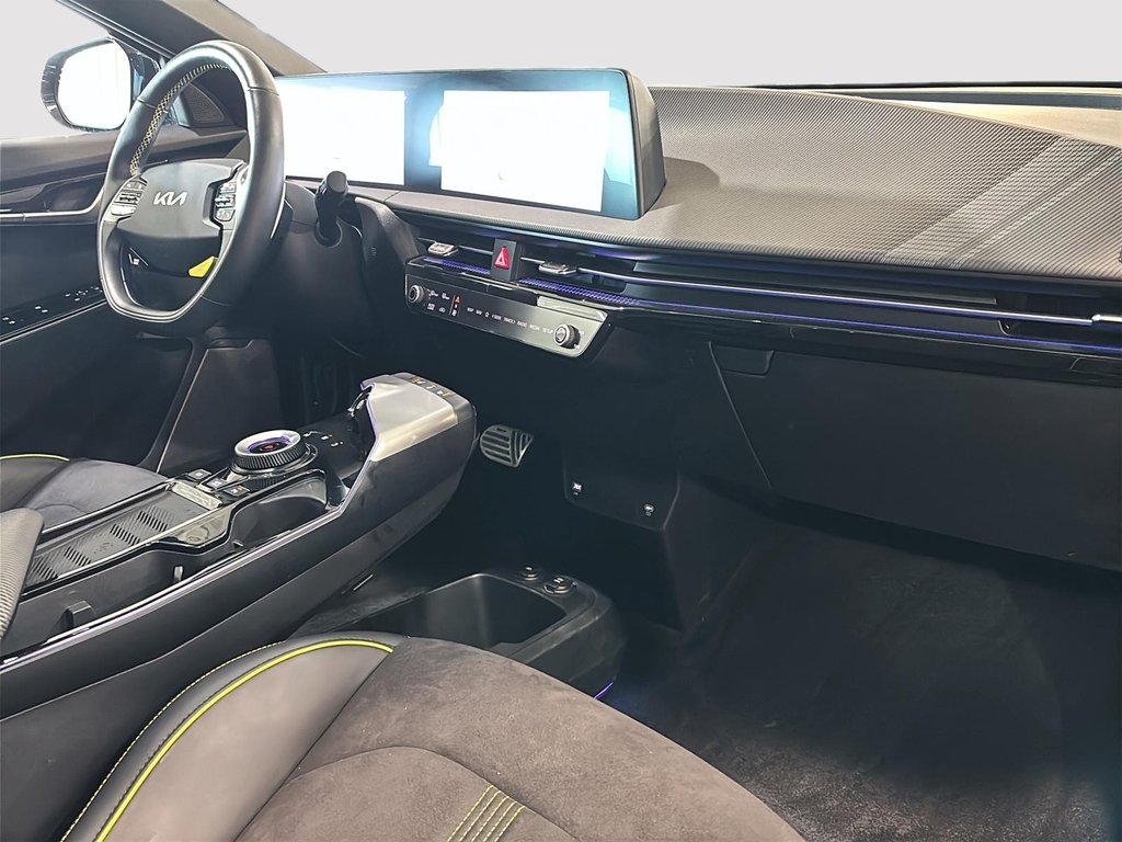 2023 Kia EV6 GT-LINE AWD GPS CUIR CAM360 TOIT OUVRANT in Montréal, Quebec - 14 - w1024h768px