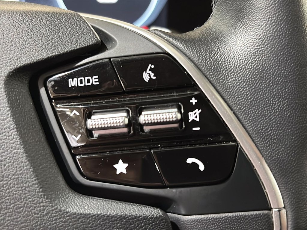 2024 Kia EV6 AWD LAND GPS MAGS SIEGE CHAUFFANT CARPLAY CHARGEUR in Montréal, Quebec - 31 - w1024h768px