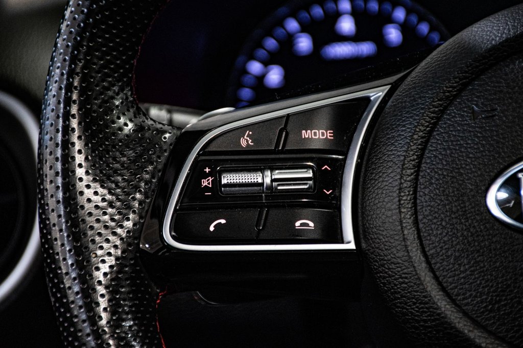 Kia Forte GT CARPLAY CAMERA TOIT CHARGEUR SANS FIL 2021 à Montréal, Québec - 35 - w1024h768px