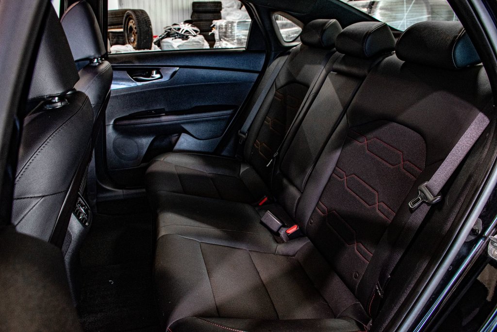 Kia Forte GT CARPLAY CAMERA TOIT CHARGEUR SANS FIL 2021 à Montréal, Québec - 24 - w1024h768px