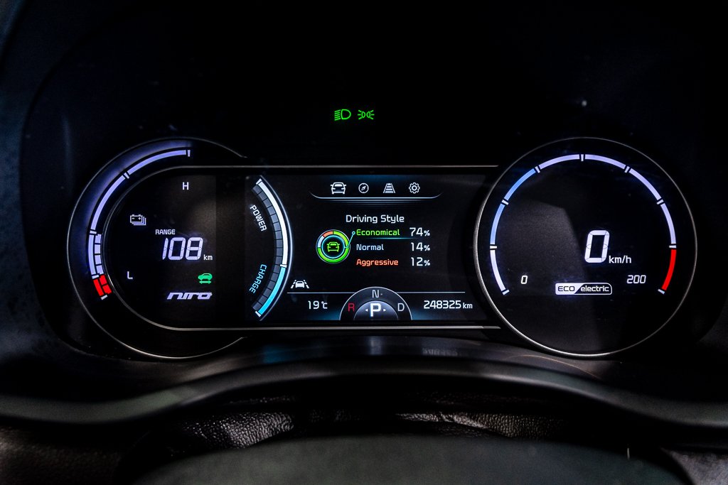 Kia Niro EV SX TOURING HARMAN-KARDON CARPLAY TOIT OUVRANT CAM 2019 à Montréal, Québec - 26 - w1024h768px
