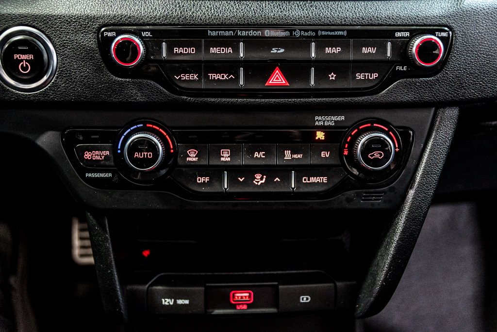 Kia Niro EV SX TOURING HARMAN-KARDON CARPLAY TOIT OUVRANT CAM 2019 à Montréal, Québec - 30 - w1024h768px