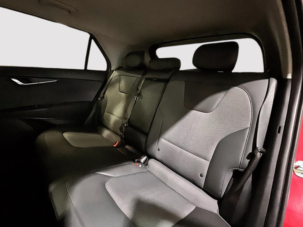 Kia Niro EV WIND+ GPS CAMERA CARPLAY KEYLESS VOLANT CHAUFFANT 2025 à Montréal, Québec - 16 - w1024h768px