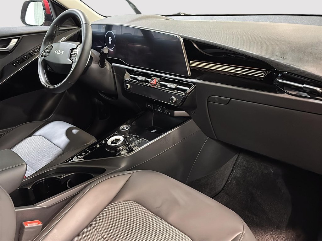 Kia Niro EV WIND+ GPS CAMERA CARPLAY KEYLESS VOLANT CHAUFFANT 2025 à Montréal, Québec - 12 - w1024h768px