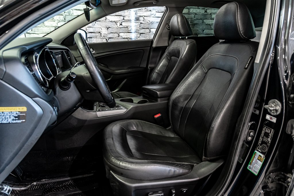 Kia Optima EX SIEGECUIR CHAUFFANTS TOIT OUVRANT 2012 à Montréal, Québec - 17 - w1024h768px