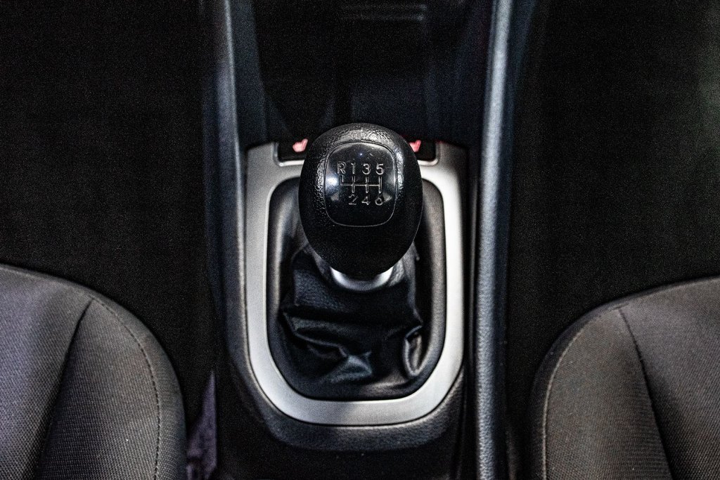 2013 Kia Rio LX SIEGES CHAUFFANTS AIR CLIMATISÉ MANUELLE in Montréal, Quebec - 25 - w1024h768px