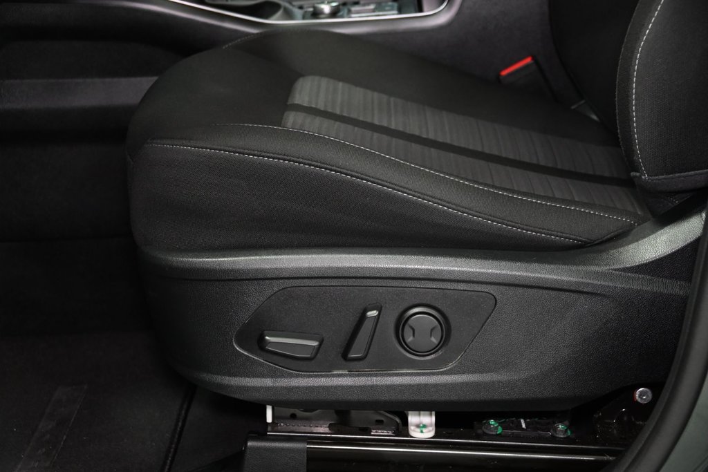 2023 Kia Sorento X-LINE 7 PASSAGERS CARPLAY CAMERA in Montréal, Quebec - 19 - w1024h768px