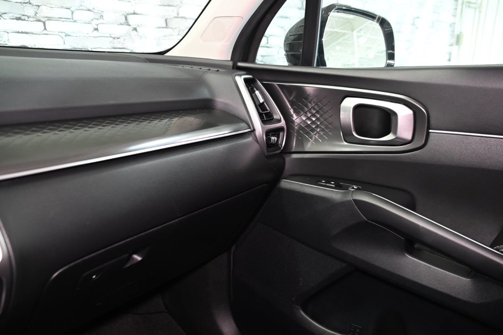 2023 Kia Sorento X-LINE 7 PASSAGERS CARPLAY CAMERA in Montréal, Quebec - 20 - w1024h768px