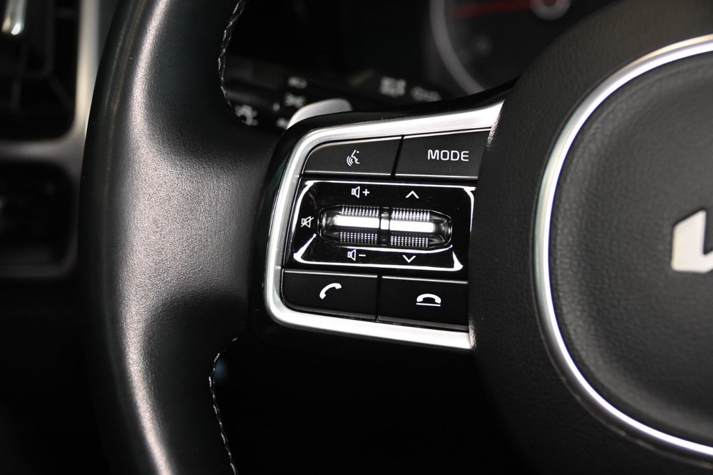 2023 Kia Sorento X-LINE 7 PASSAGERS CARPLAY CAMERA in Montréal, Quebec - 30 - w1024h768px