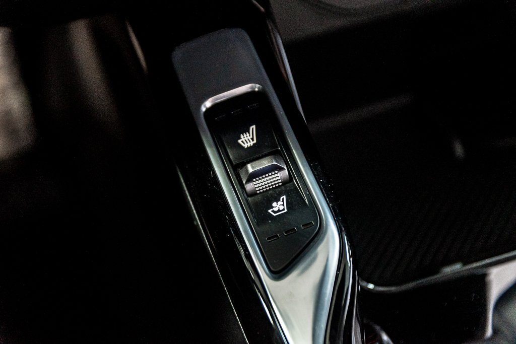 Kia Sorento X LINE LIMITED 6 PASSAGERS TOIT CUIR 2025 à Montréal, Québec - 25 - w1024h768px