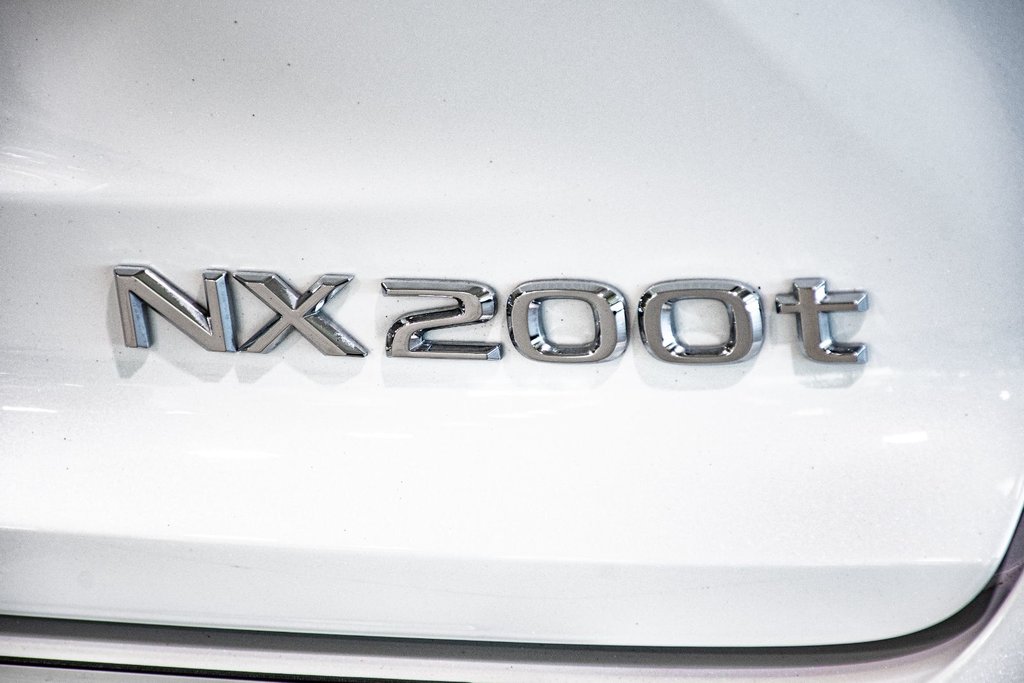 Lexus NX 200t F-SPORT NAVI CAMERA TOIT KEYLESS CUIR KEYLESS 2015 à Montréal, Québec - 17 - w1024h768px