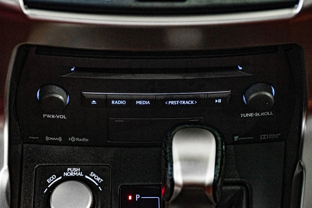 Lexus NX 200t F-SPORT NAVI CAMERA TOIT KEYLESS CUIR KEYLESS 2015 à Montréal, Québec - 30 - w1024h768px