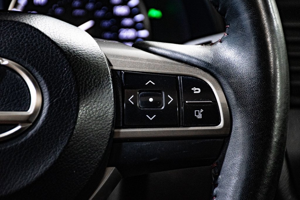 Lexus RX 350 AWD GPS V6 3.5L TOIT OUVRANT CUIR CAM SIEGES CHAUF 2016 à Montréal, Québec - 36 - w1024h768px