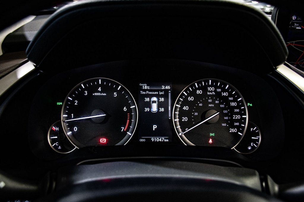 Lexus RX 350 AWD GPS V6 3.5L TOIT OUVRANT CUIR CAM SIEGES CHAUF 2016 à Montréal, Québec - 37 - w1024h768px