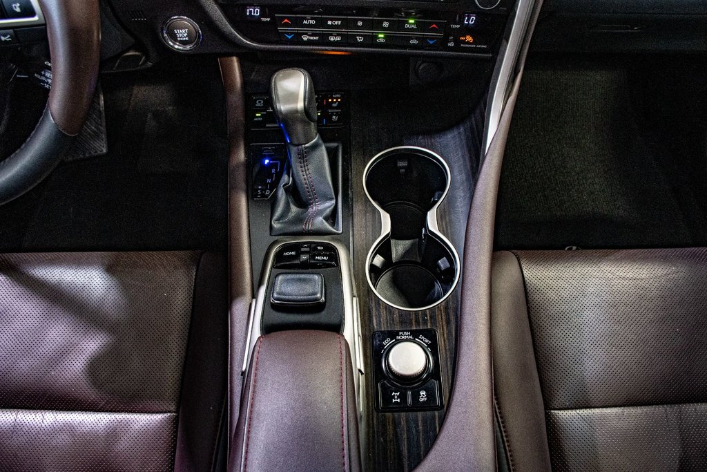 Lexus RX 350 TOIT CAMERA CUIR KEYLESS 2019 à Montréal, Québec - 32 - w1024h768px