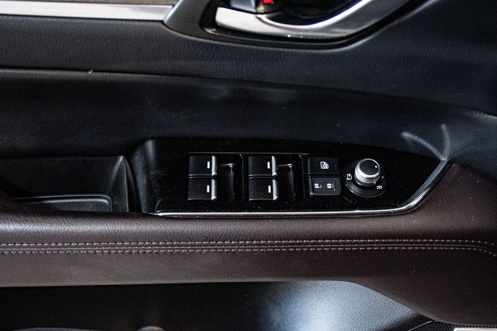 Mazda CX-5 SIGNATURE CARPLAY CUIR BOSE TOIT PANO CAMERA 360 2023 à Montréal, Québec - 24 - w1024h768px