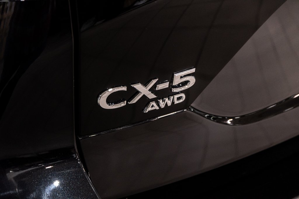 Mazda CX-5 KURO EDITION AWD CUIR CAMERA TOIT INT ROUGE MAG 19 2023 à Montréal, Québec - 14 - w1024h768px