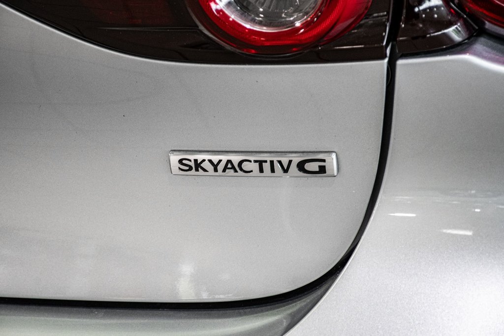 2019 Mazda 3 Sport AWD CARPLAY CAMERA KEYLESS VOLANT CHAUFFANT in Montréal, Quebec - 13 - w1024h768px