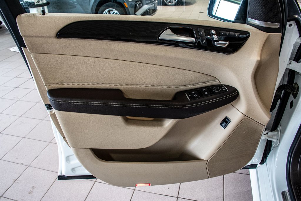 2019 Mercedes-Benz GLE AMG GLE 43 HARMAN KARDON 385HPTOIT PANO NAVI CUIR in Montréal, Quebec - 22 - w1024h768px