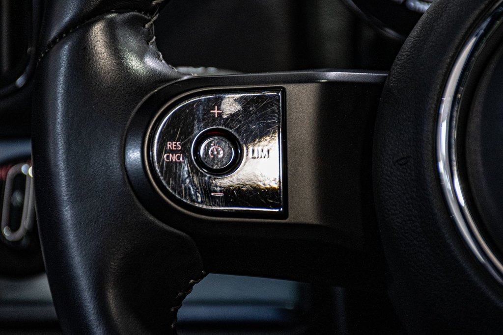 2023 MINI Countryman COOPER S SHADOW EDITION COOPER WORKS HARMAN/KARDON in Montréal, Quebec - 31 - w1024h768px