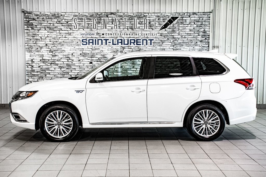 2019 Mitsubishi OUTLANDER PHEV GT AWD HYBRIDE TOIT CUIR SIEGES CHAUFFANTS in Montréal, Quebec - 21 - w1024h768px