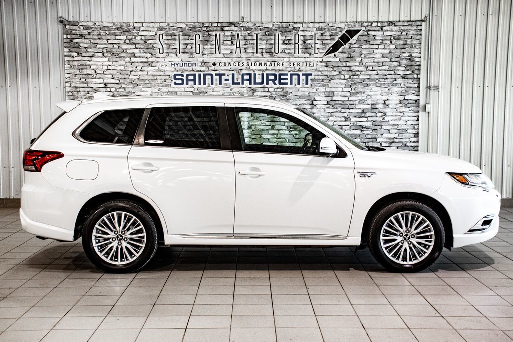 2019 Mitsubishi OUTLANDER PHEV GT AWD HYBRIDE TOIT CUIR SIEGES CHAUFFANTS in Montréal, Quebec - 12 - w1024h768px
