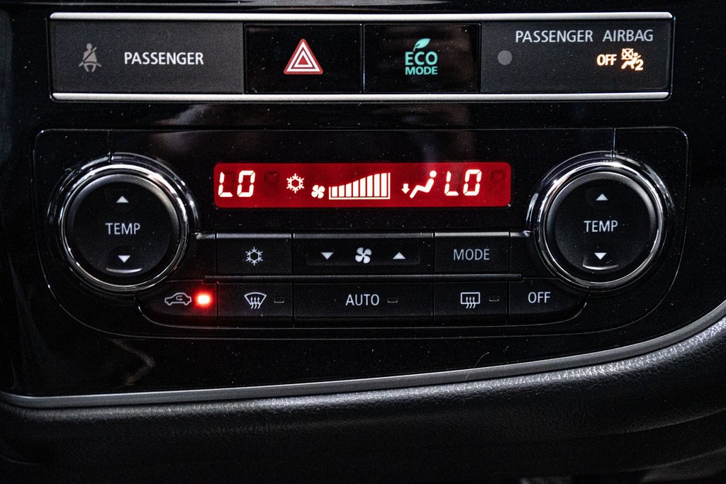 2019 Mitsubishi OUTLANDER PHEV GT AWD HYBRIDE TOIT CUIR SIEGES CHAUFFANTS in Montréal, Quebec - 31 - w1024h768px