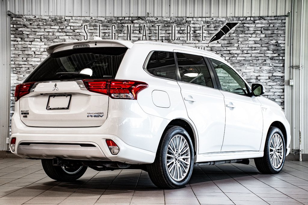 2019 Mitsubishi OUTLANDER PHEV GT AWD HYBRIDE TOIT CUIR SIEGES CHAUFFANTS in Montréal, Quebec - 15 - w1024h768px