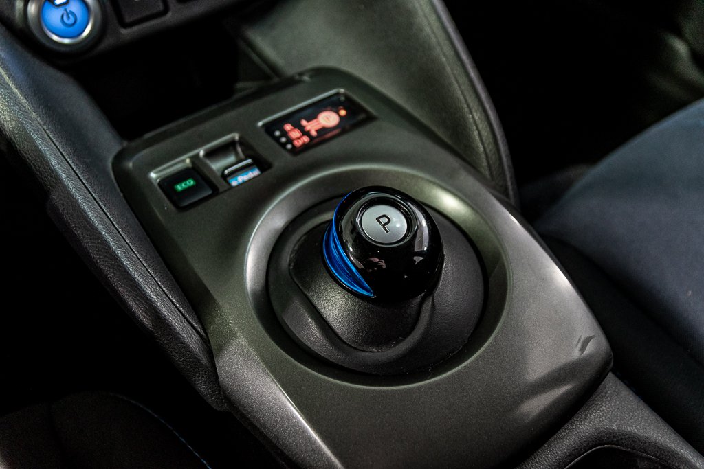 Nissan Leaf S ELECTRIQUE CAMERA SIEGES & VOLANT CHAUFFANT 2019 à Montréal, Québec - 31 - w1024h768px