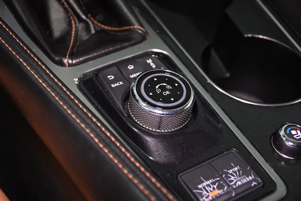 2016 Nissan Maxima SR CAMERA NAVI CUIR KEYLESS in Montréal, Quebec - 27 - w1024h768px
