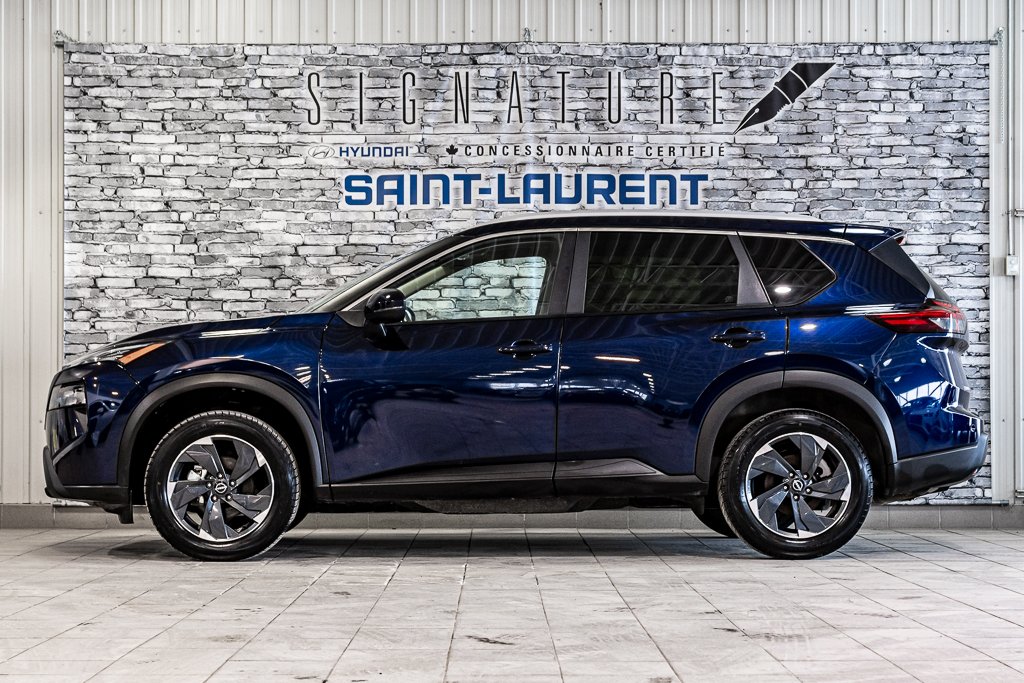 Nissan Rogue SV TOIT OUVRANT SIEGES CHAUFFANTS CARPLAY ANDROID 2024 à Montréal, Québec - 8 - w1024h768px