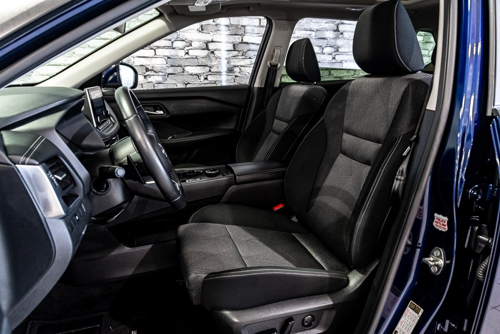 Nissan Rogue SV TOIT OUVRANT SIEGES CHAUFFANTS CARPLAY ANDROID 2024 à Montréal, Québec - 18 - w1024h768px