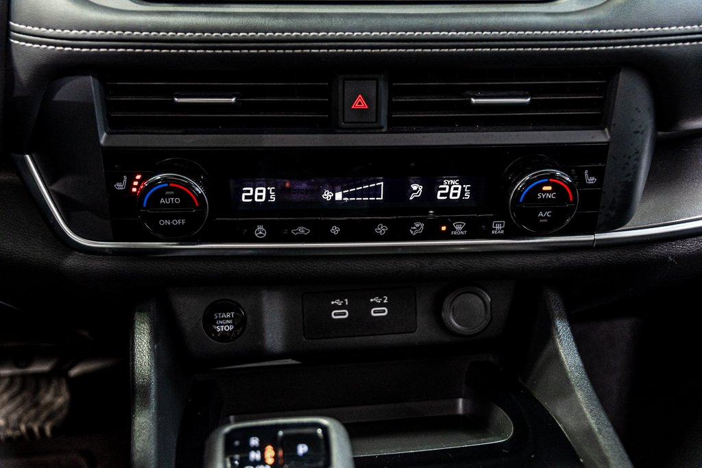 Nissan Rogue SV TOIT OUVRANT SIEGES CHAUFFANTS CARPLAY ANDROID 2024 à Montréal, Québec - 24 - w1024h768px