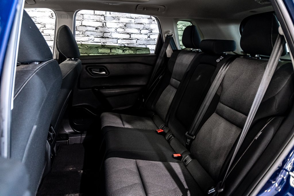 Nissan Rogue SV TOIT OUVRANT SIEGES CHAUFFANTS CARPLAY ANDROID 2024 à Montréal, Québec - 19 - w1024h768px