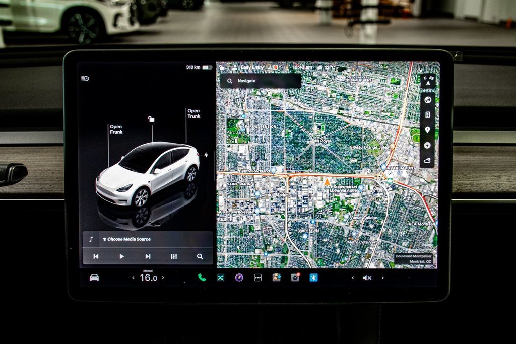 2022 Tesla Model Y LONG RANGE DUAL AWD MOTORS CUIR TOIT PANO NAV in Montréal, Quebec - 17 - w1024h768px