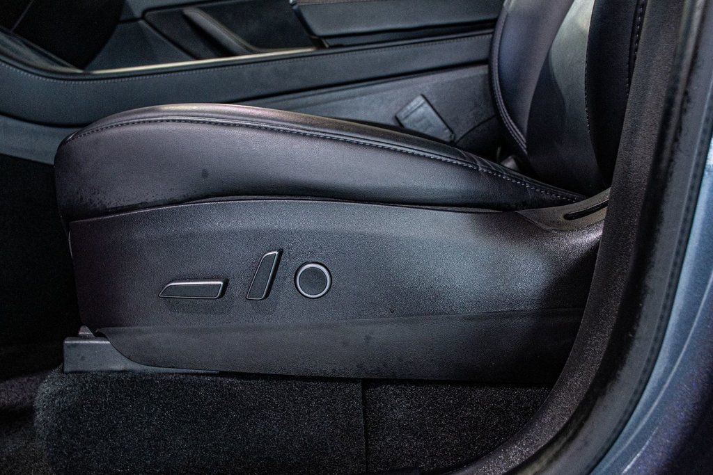 2022 Tesla Model Y LONG RANGE DUAL AWD MOTORS CUIR TOIT PANO NAV in Montréal, Quebec - 15 - w1024h768px