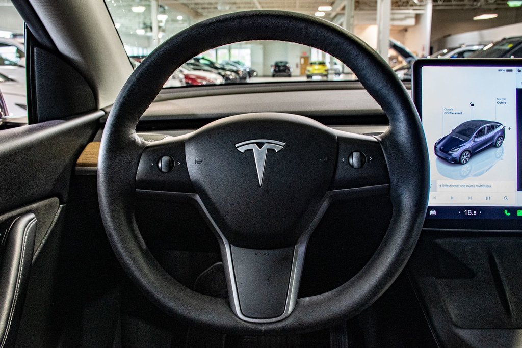 2022 Tesla Model Y LONG RANGE DUAL AWD MOTORS CUIR TOIT PANO NAV in Montréal, Quebec - 24 - w1024h768px