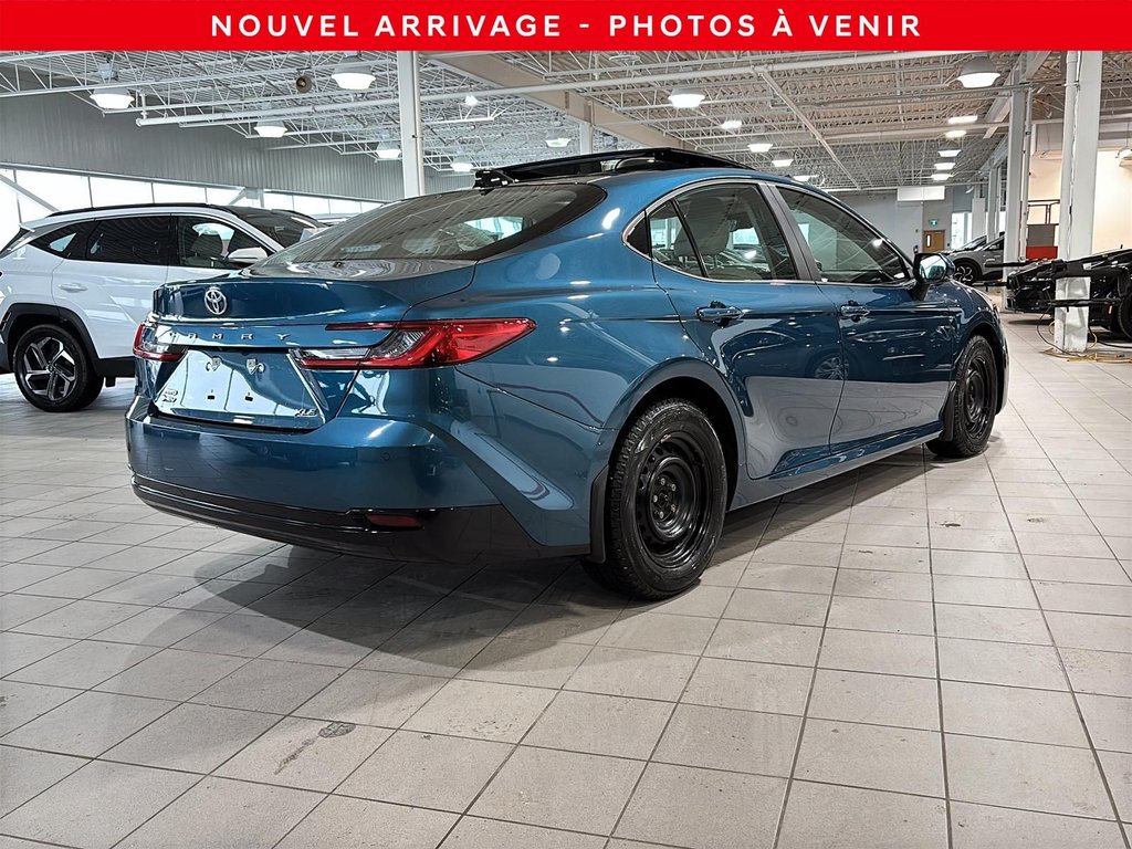 Toyota Camry XLE AWD HYBRID 8 ROUES CAM CUIR SIEGES CHAUFFANTS 2025 à Montréal, Québec - 5 - w1024h768px
