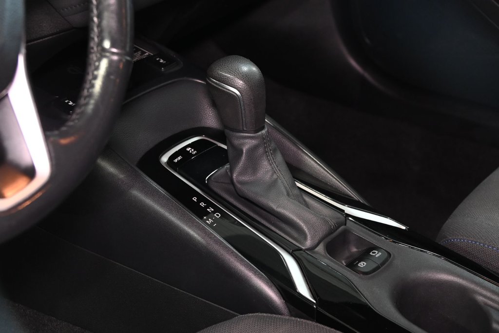 2021 Toyota Corolla SE TOIT OURANT CAMERA SIEGES CHAUFFANTS MAGS in Montréal, Quebec - 17 - w1024h768px