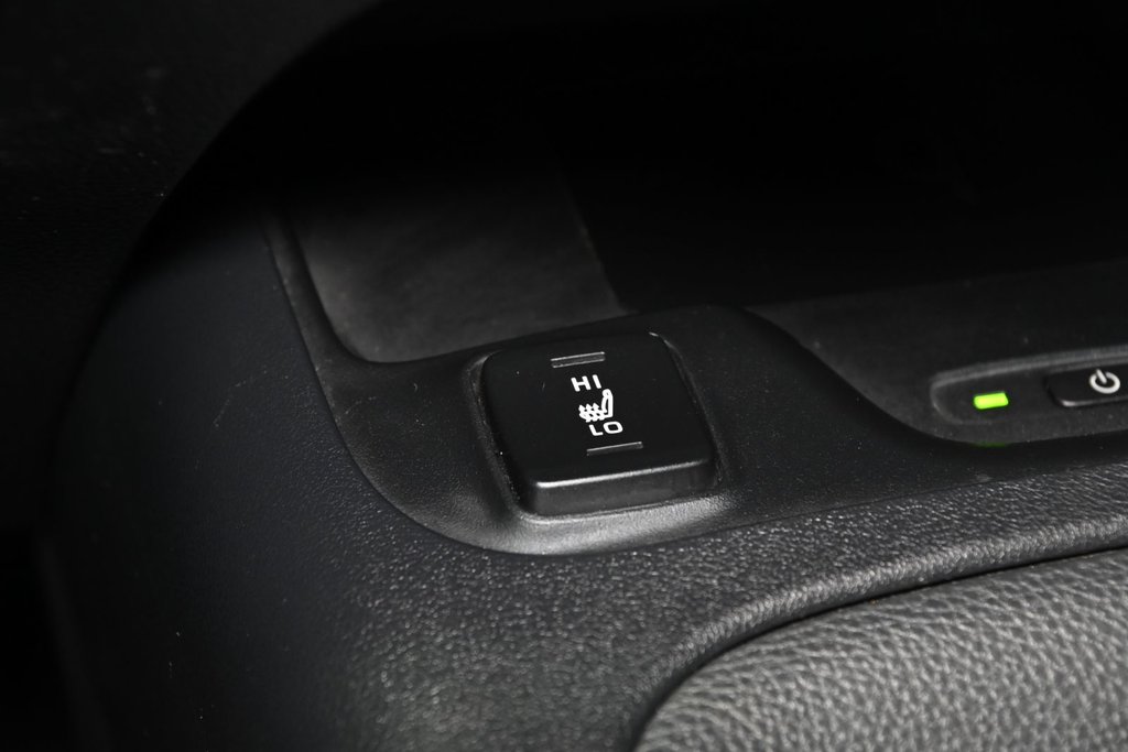 2021 Toyota Corolla SE TOIT OURANT CAMERA SIEGES CHAUFFANTS MAGS in Montréal, Quebec - 25 - w1024h768px